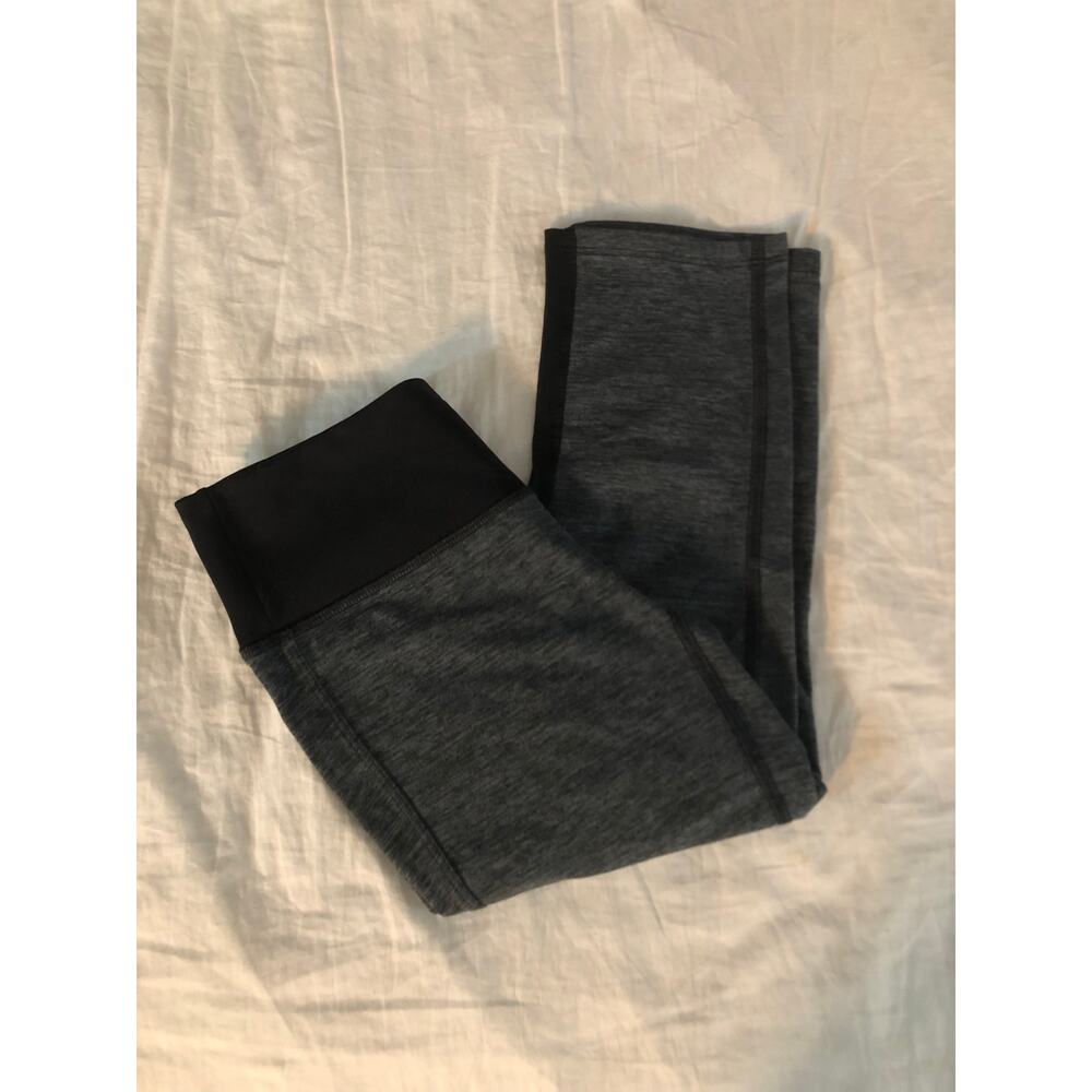 New Balance dry athletic capri activewear leggings Size Small